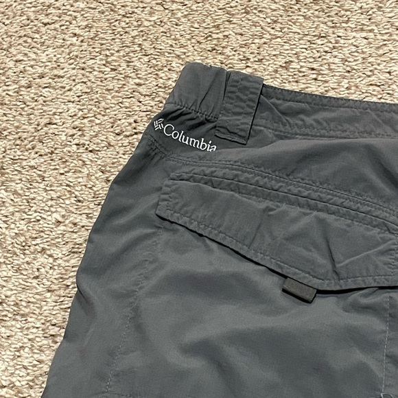 Columbia Shorts‎ Mens 40 Gray 100% Nylon Omni-Shade Sun Protection Cargo - Picture 5 of 6